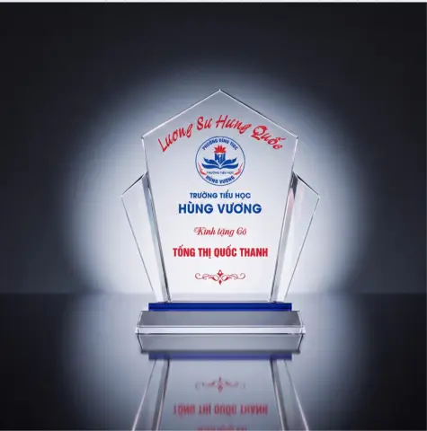 Kỷ niệm chương pha lê