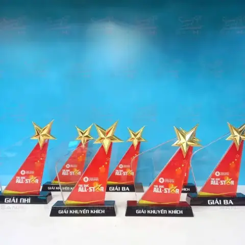 Kỷ niệm chương pha lê