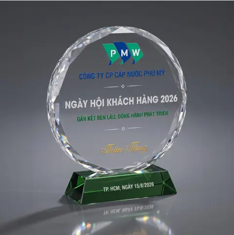 Kỷ niệm chương pha lê
