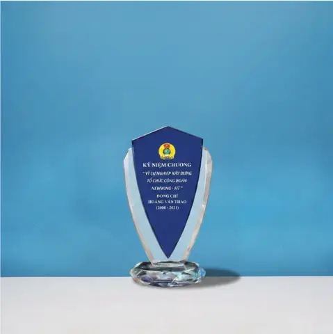 Kỷ niệm chương pha lê