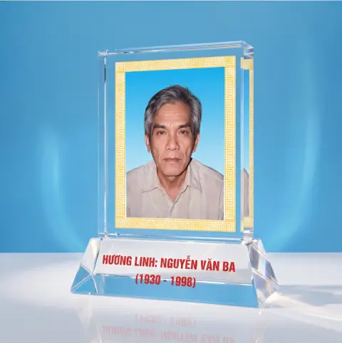 Hình Thờ Thủy Tinh